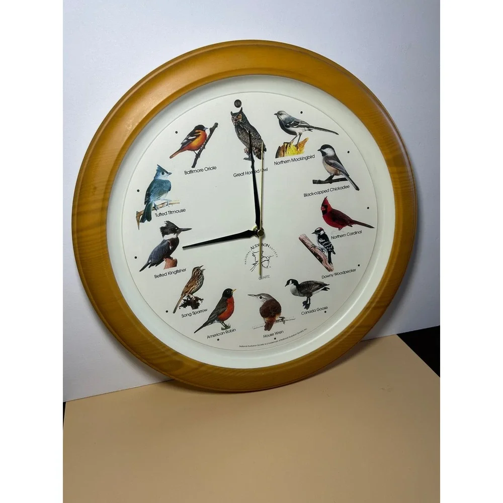 National Audubon Society Singing Bird Wall Clock Wood Frame Quartz SW5 13 Inch